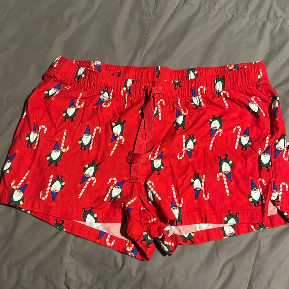 NWOT Old Navy Flannel Holiday elf with candy cane sleep shorts size large